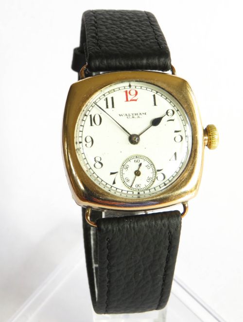 fig 1. Gents 1920s 9ct gold Waltham wrist watch