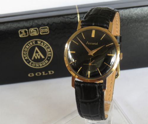 Gents 9ct Gold Accurist Wrist Watch, 1958
