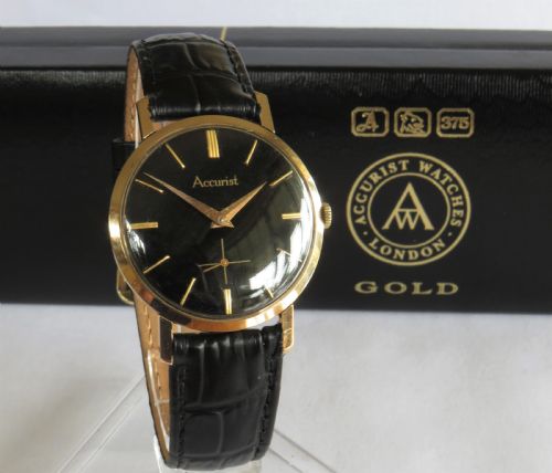 fig 1. Gents 9ct gold Accurist wrist watch, 1958