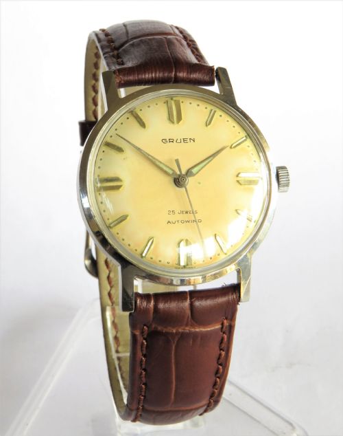 fig 1. Gents 1950s Gruen automatic wrist watch