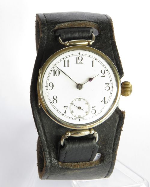 fig 1. Gents Omega wrist watch, c1920