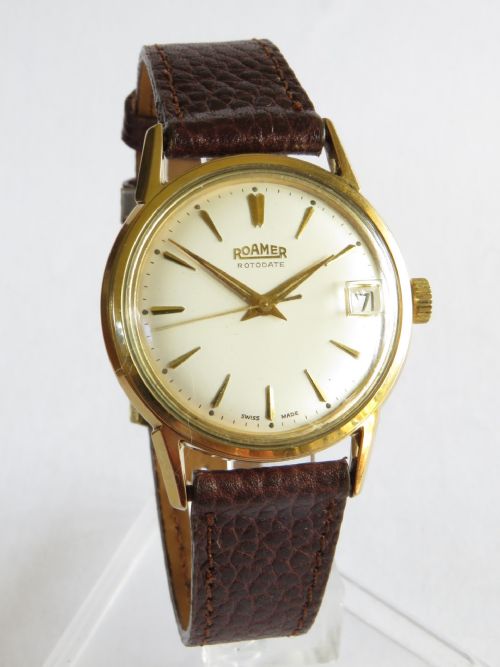 fig 1. 1950s Roamer Rotodate wrist watch