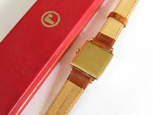 fig 3. Gents 9ct gold Roamer Premier wrist watch, 1953