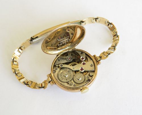 fig 2. Ladies 9ct gold Visible wrist watch, 1924