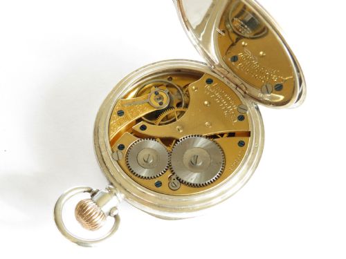 fig 3. Antique Waltham Traveler pocket watch, 1903