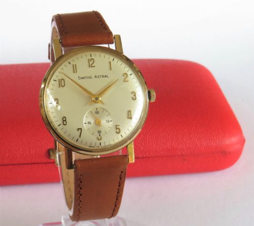 fig 1. Gents 9ct gold Smiths Astral wrist watch, 1965