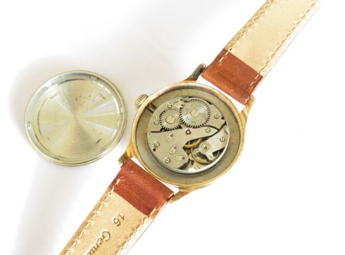 fig 2. Gents 1950s Chalet wrist watch
