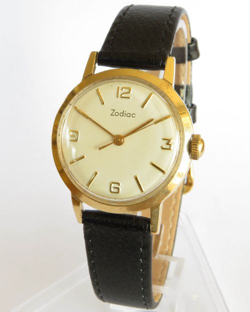fig 1. Gents 9ct gold Zodiac wrist watch, 1959
