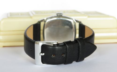 fig 3. Gents silver Rotary wrist watch, 1931
