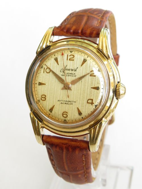 gents 1950s accurist wristwatch - CATEGORY: ANTIQUE WATCHES - DATED 1950