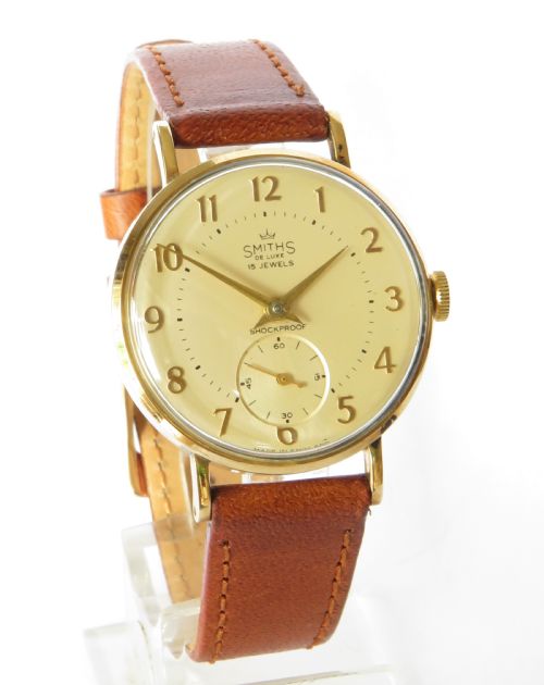 fig 1. Gents 9ct gold Smiths De Luxe wrist watch, 1962