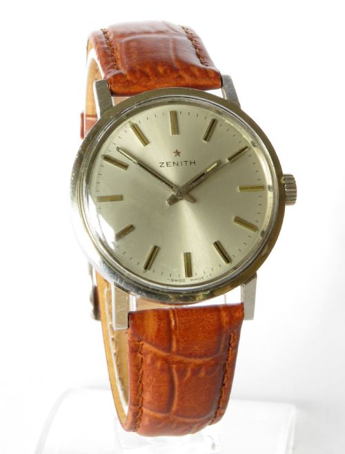 fig 1. Gents 1960s Zenith wrist watch