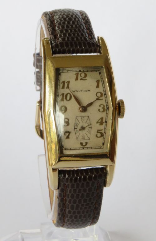 fig 1. Gents Waltham 1937 curvex wrist watch