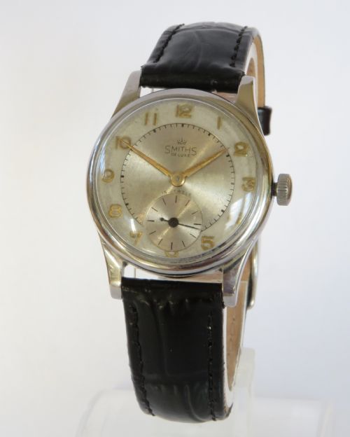 Gents Smiths De Luxe Wrist Watch, Made in England