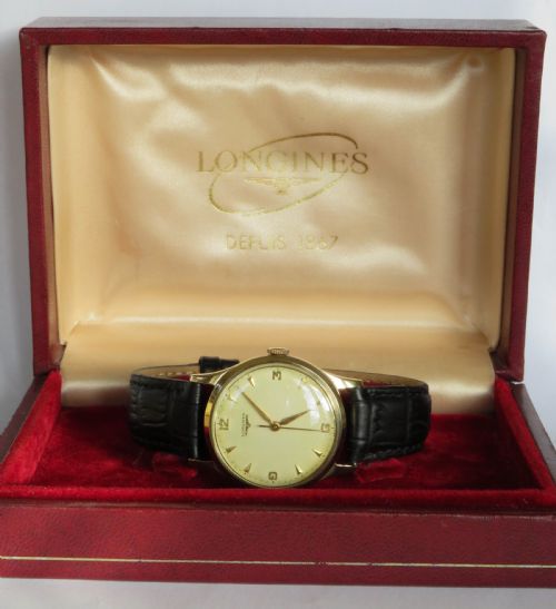 fig 2. Gents 9ct gold Longines ‘bubble back’ wrist watch, 1958