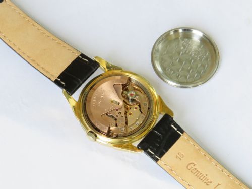 fig 1. Gents 1950s Helvetia automatic wrist watch