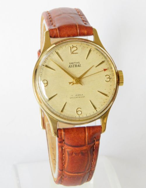 fig 1. Gents 1960s Smiths Astral wristwatch