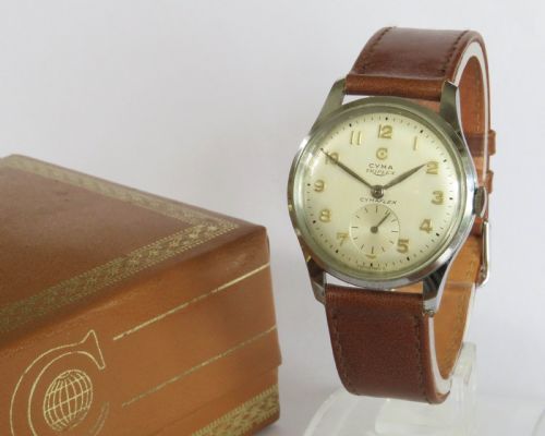 Gents 1950s Cyma Triplex Wrist Watch