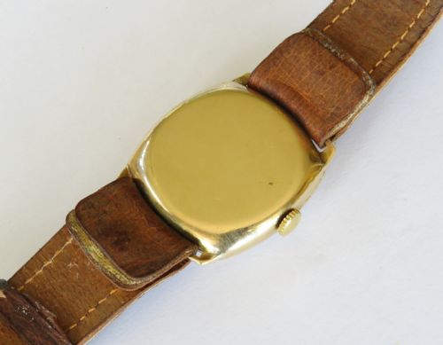 fig 2. Gents 9ct gold Visible wrist watch, 1944