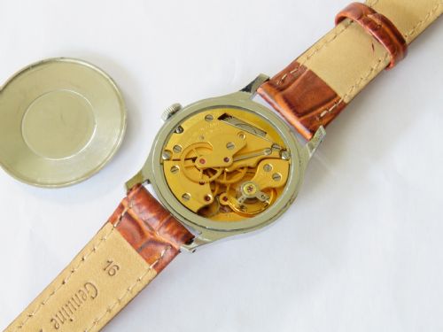 fig 2. Gents 1960s Smiths Astral National 17 wrist watch