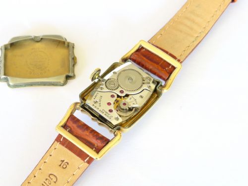 fig 2. Elgin De Luxe wrist watch, 1951