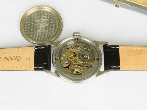fig 2. Gents 1965 Tudor Oyster 4540 wrist watch