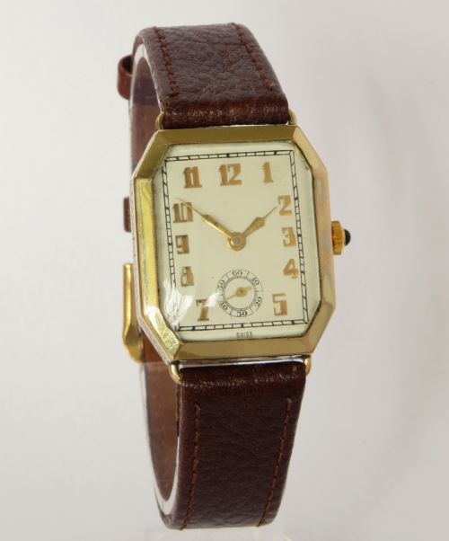 fig 1. Gents Art Deco wrist watch, 1930s