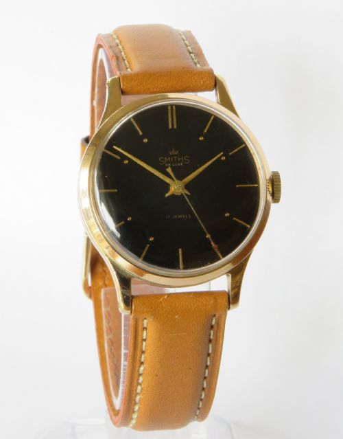 fig 1. Gents 1950s Smiths De Luxe wrist watch
