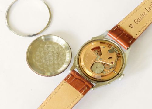 fig 3. Gents Omega Ambassador bumper automatic wrist watch, 1944
