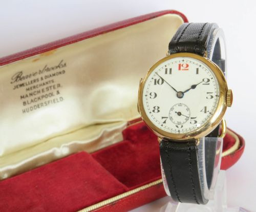 Mid-size 9ct Gold Arcadia Wrist Watch, 1926