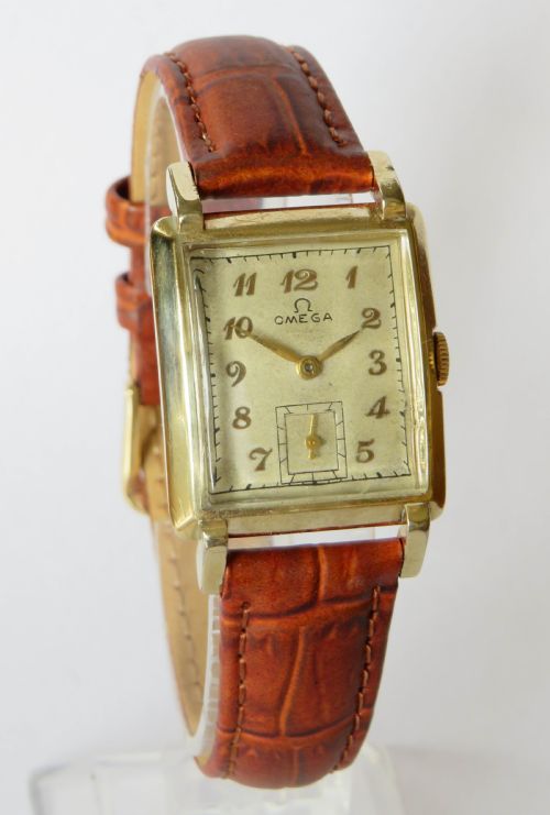 fig 1. Gents Omega wrist watch, 1947