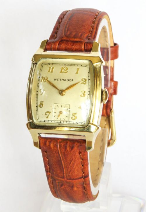 Mid-size 1950s Wittnauer Wrist Watch