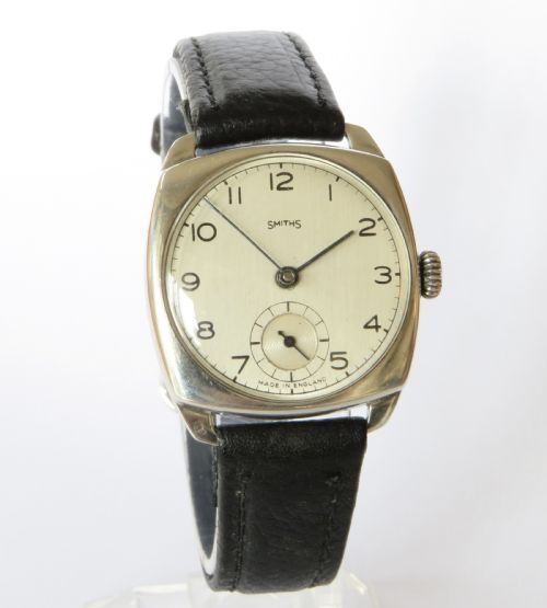 fig 1. Gents silver 1940s Smiths wrist watch
