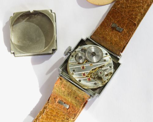 fig 2. Gents 1940s New Old Stock Gabriel wrist watch