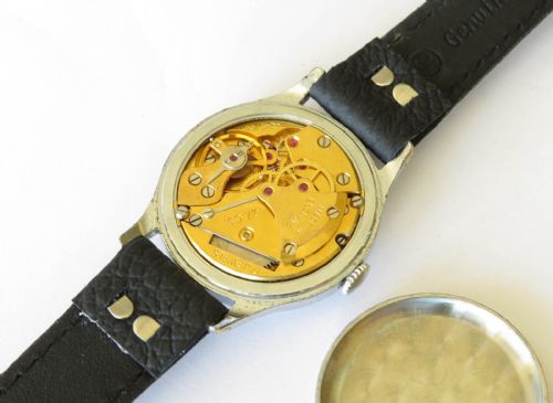 GENTS 1950S SMITHS DELUXE WRIST WATCH MODEL A258 - ADDITIONAL PHOTO 2