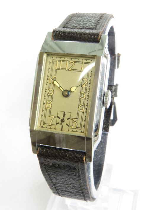 Gents 1940s Art Deco Wrist Watch