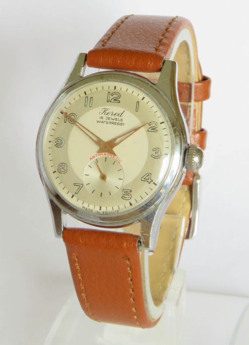 GENTS 1950S KERED WRIST WATCH