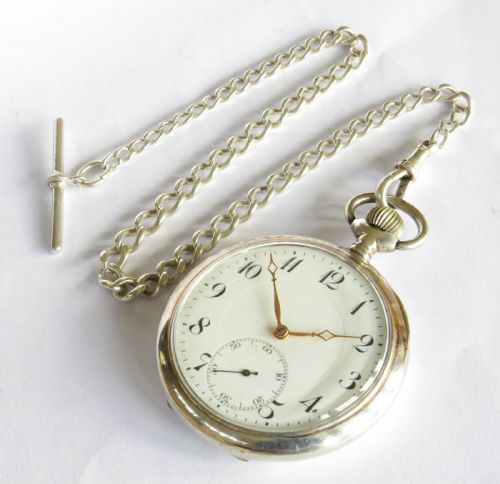 ANTIQUE 1910S SILVER POCKET WATCH AND CHAIN - ADDITIONAL PHOTO 1