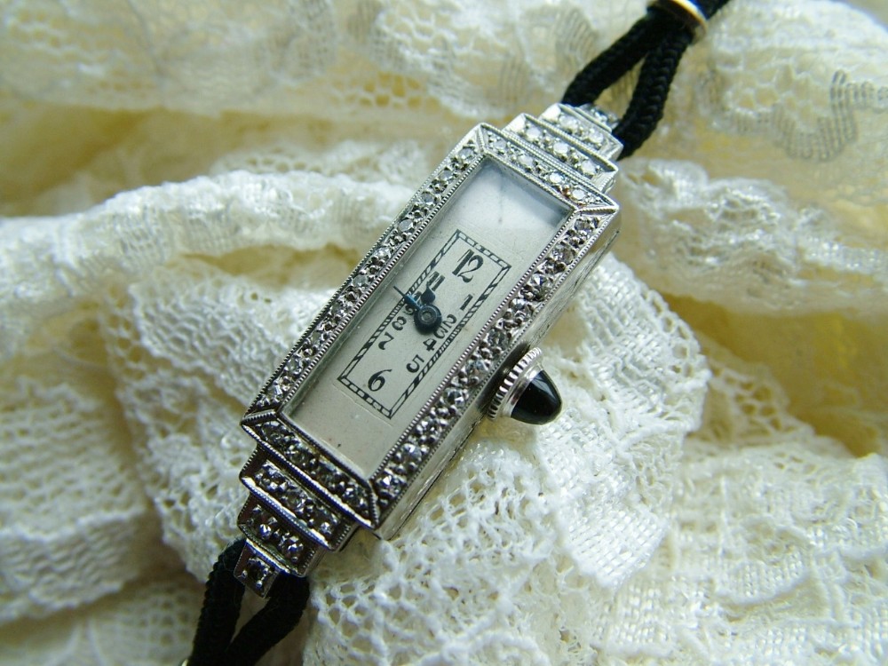 Lady s 1930s Royce Platinum And Diamond Watch 286310