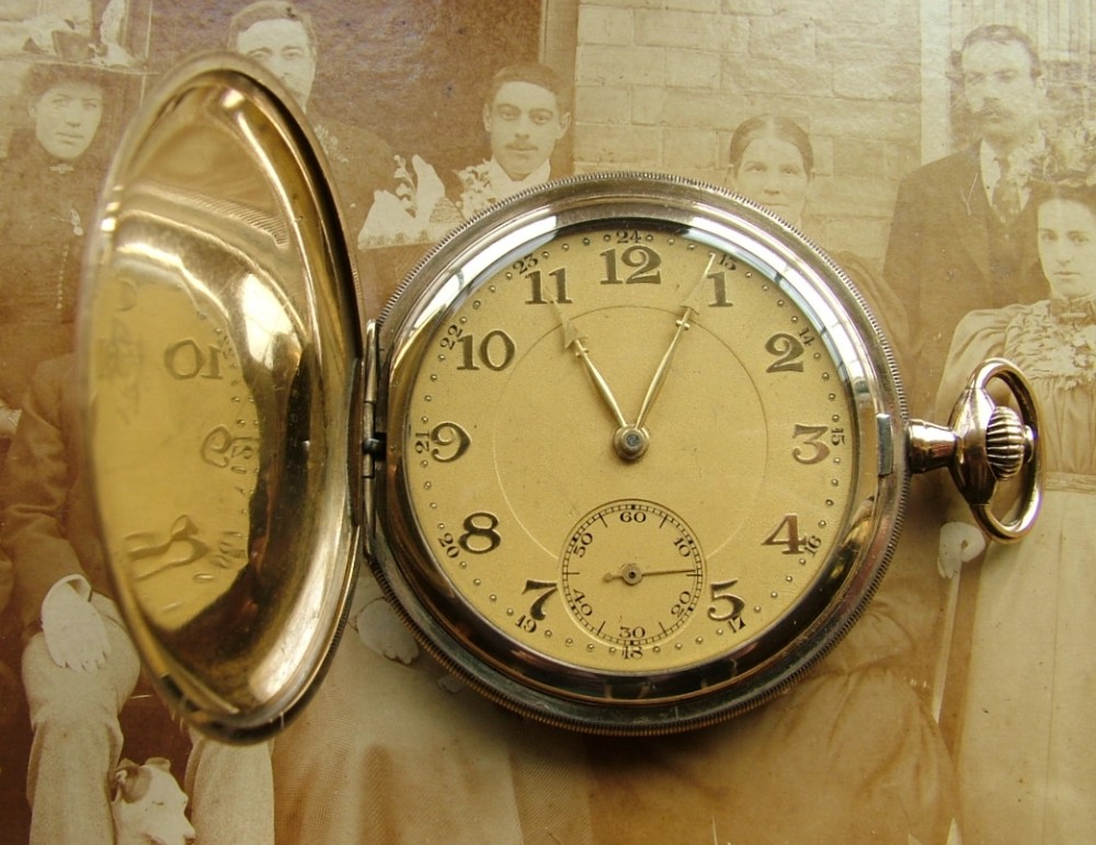 1930s gold plated full hunter pocket watch