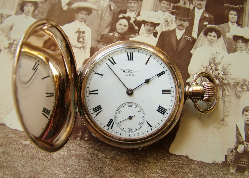 Antique Waltham full hunter pocket watch