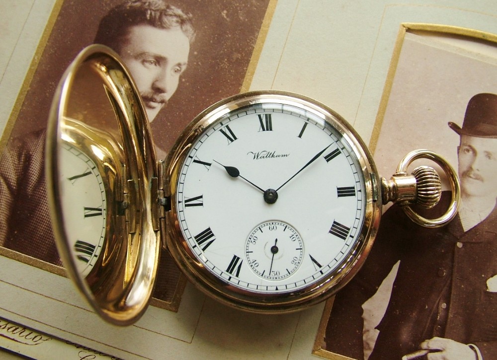Antique Waltham Traveler full hunter pocket watch