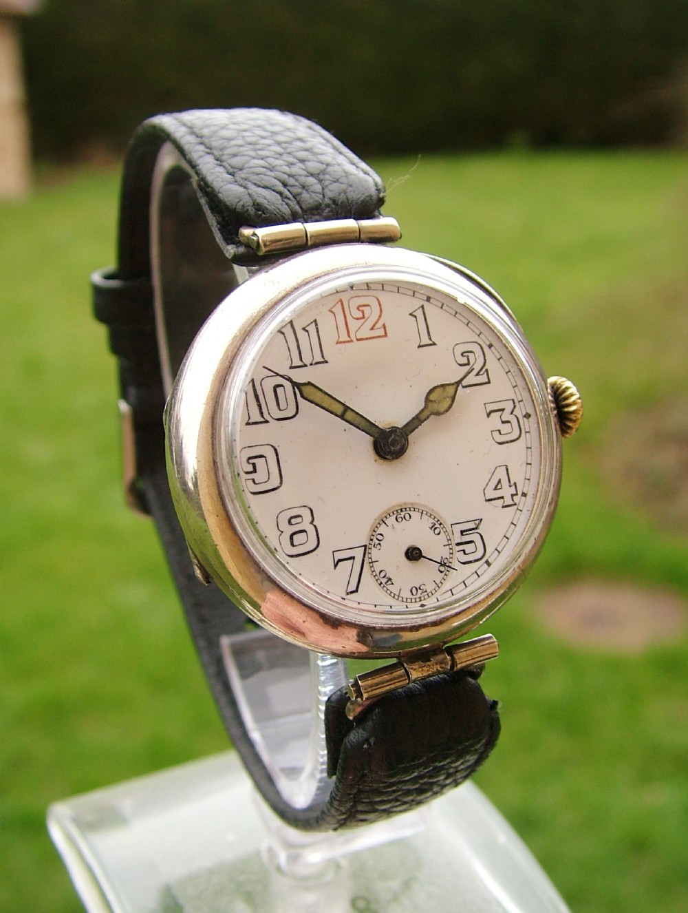 A gents WW1 1916 silver trench watch