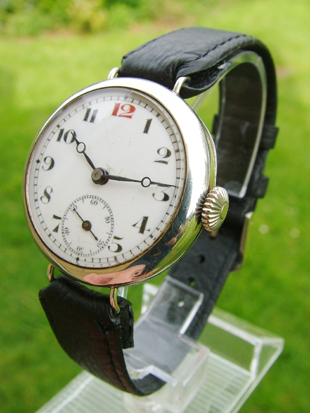 A gents 1920s silver watch