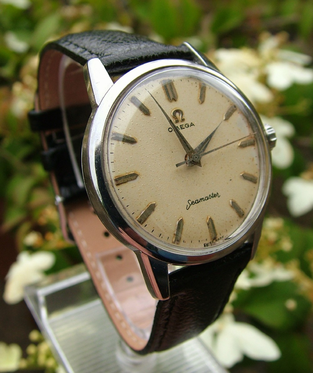 A gents Omega Seamaster wrist watch, 1960