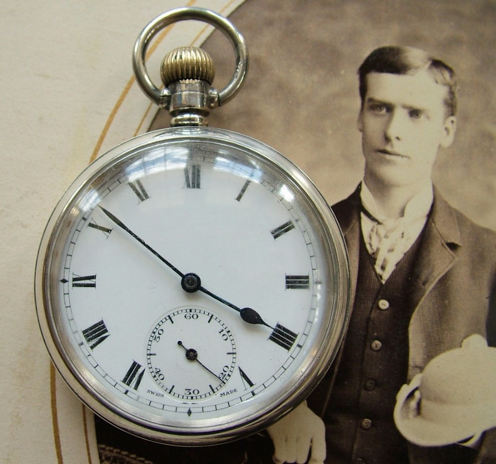 A silver 1930 Buren pocket watch