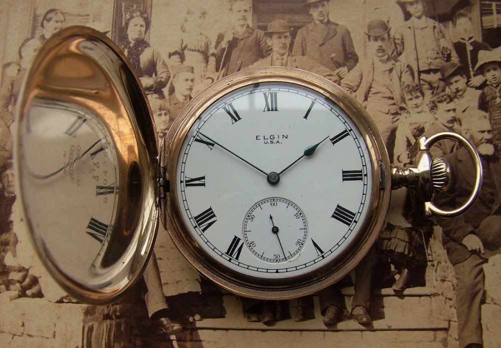 A vintage 1919  Elgin full hunter pocket watch