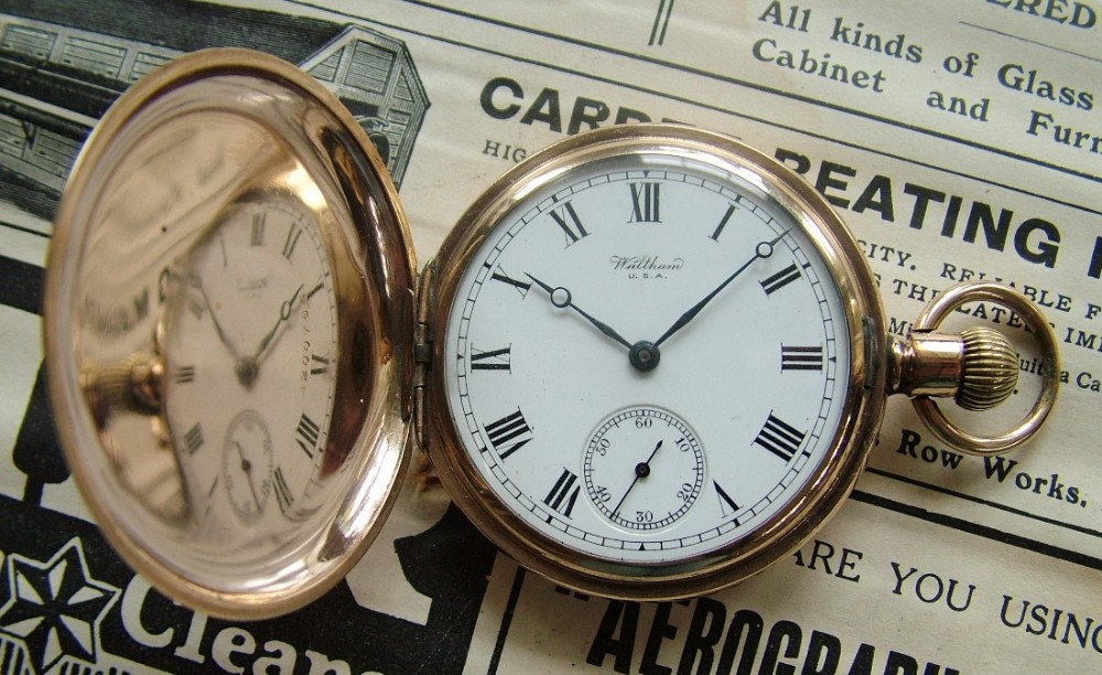 Antique Waltham hunter pocket watch, 1918