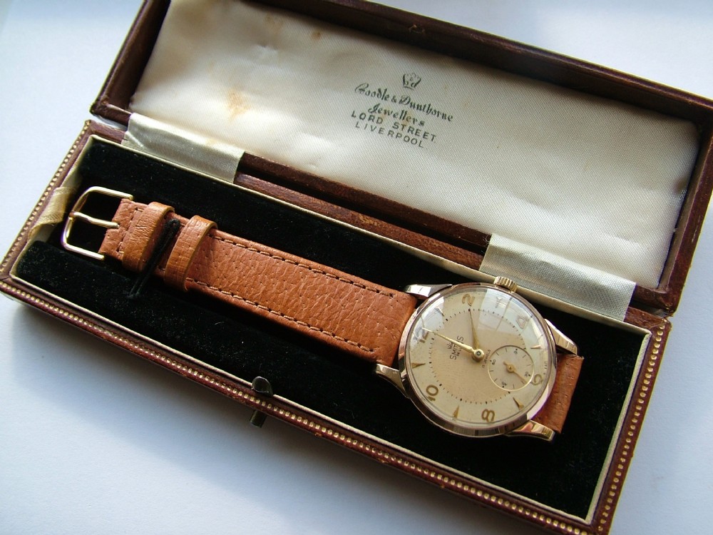 Gents 1950s 9ct gold Smiths Astral wristwatch