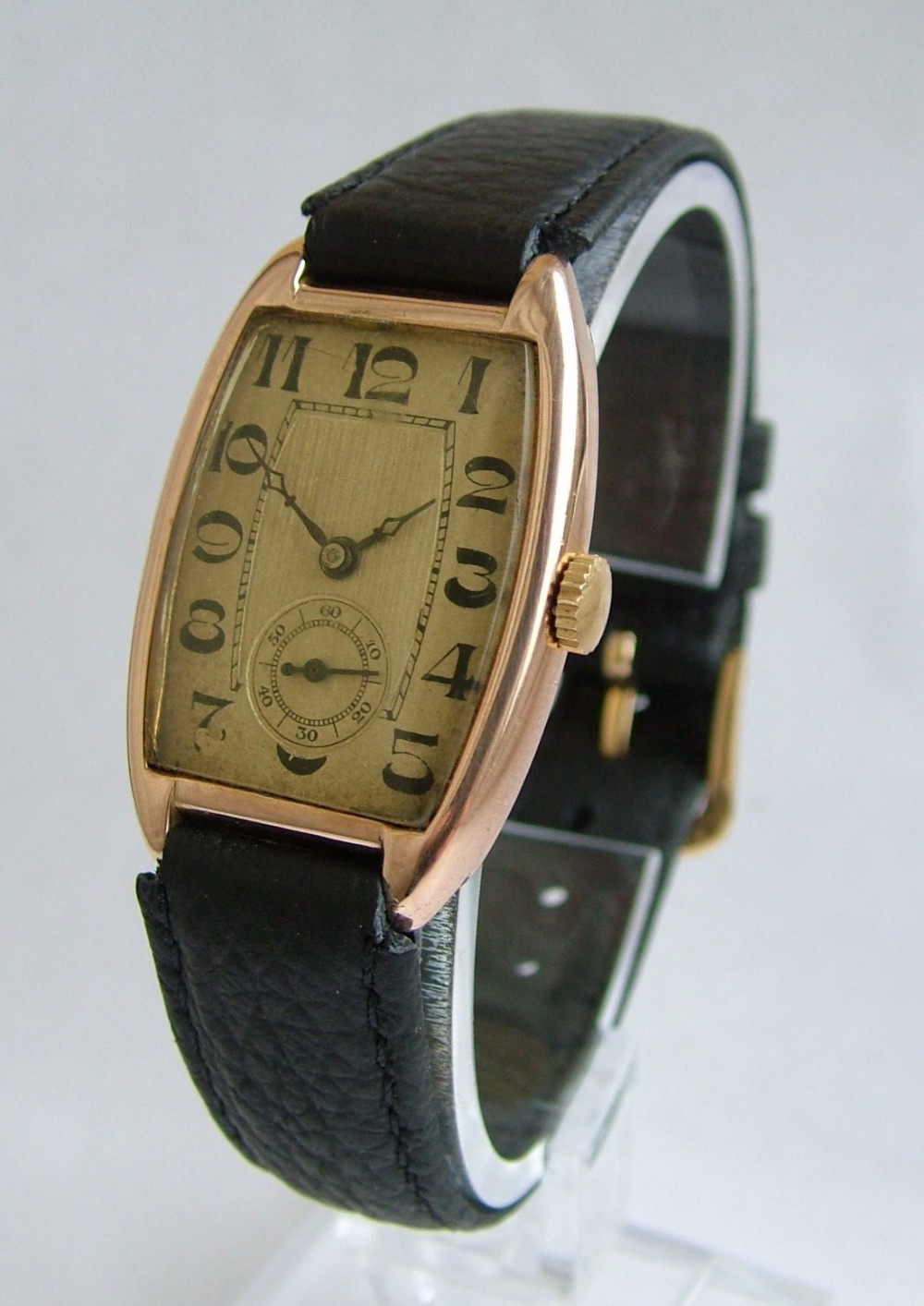 9ct gold 1920s Dimier Freres & Cie mid-size watch 